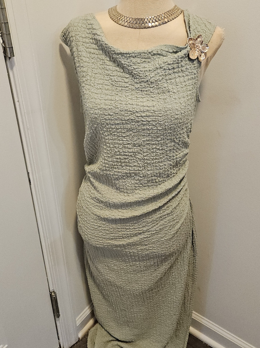 See You Monday Juniors Sage Green Textured Sleeveless Maxi Dress